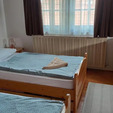 Frutta Vendégház 3*